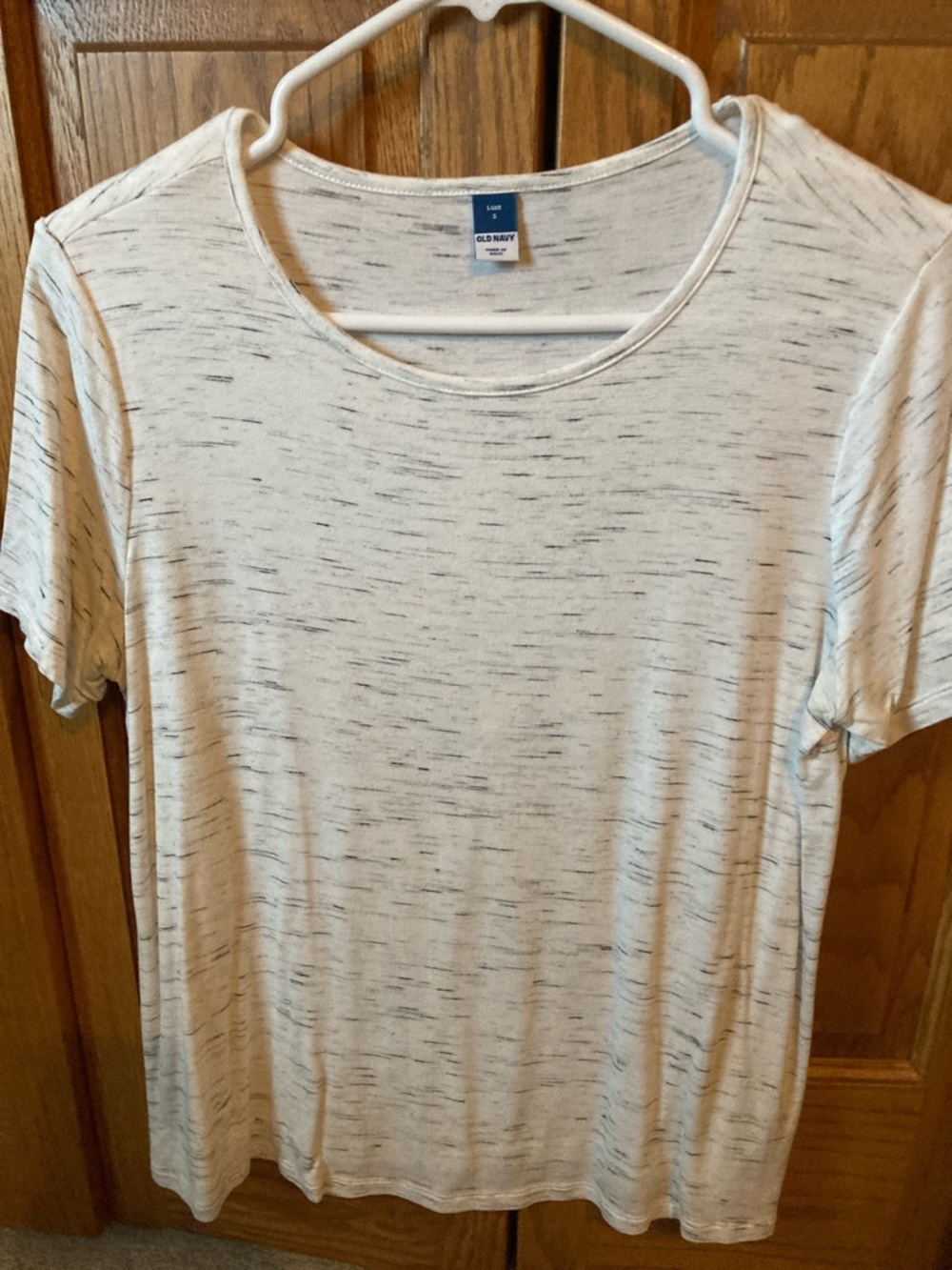 Old Navy Cream Short-Sleeve Space-Dye Tee with Gray Flecks